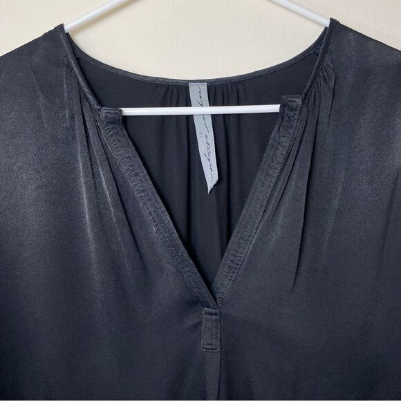 Raquel Allegra | Lilakoi V-Neck Short Sleeve Blouse Viscose in Black Sz 3 Large - Picture 3 of 10